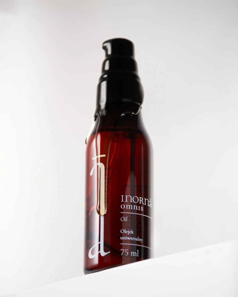 1 - Olejek Omnis Oil.webp